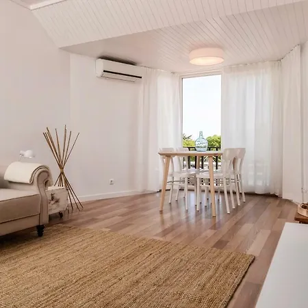 Appartement On Beach Time Carcavelos (Lisbon)